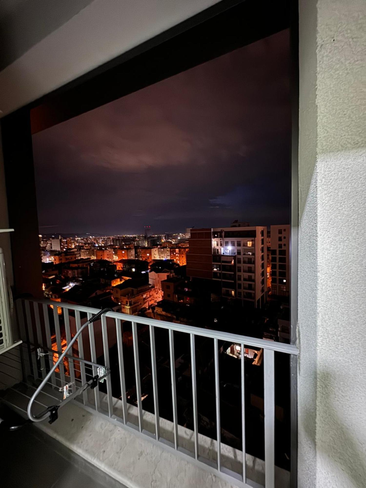 Tirana Centre Lions Gate 2 Apartment Eksteriør billede
